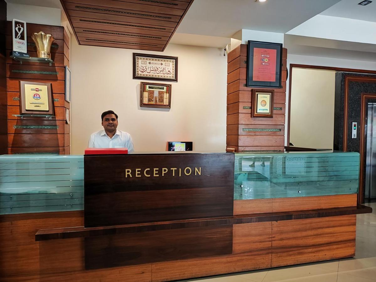 Jaffer Bhai'S Brickland Hotel Pancsgani Kültér fotó