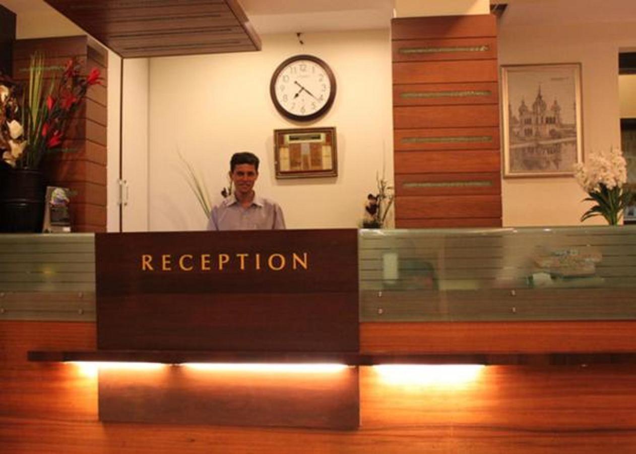 Jaffer Bhai'S Brickland Hotel Pancsgani Kültér fotó